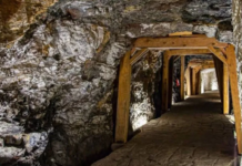 Durango increases gold production amidst a nationwide decline.