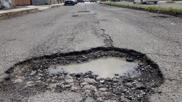 DURANGO: Doubts raised regarding the 1,000 streets reported by Toño Ochoa as being in good condition.